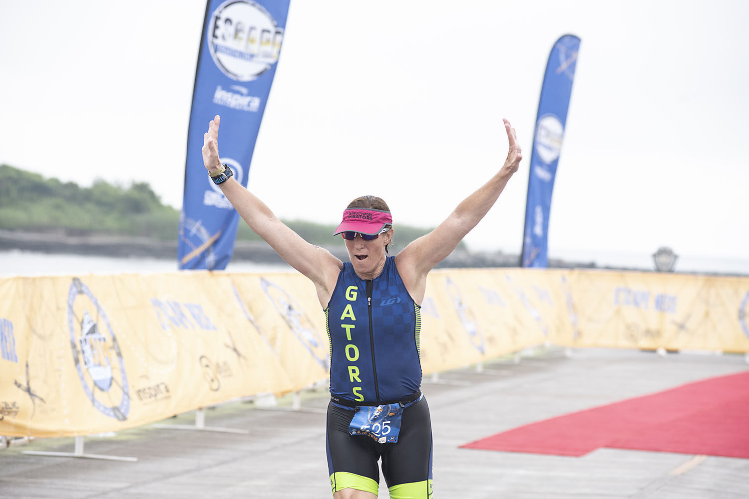 061118_nws_triathlon
